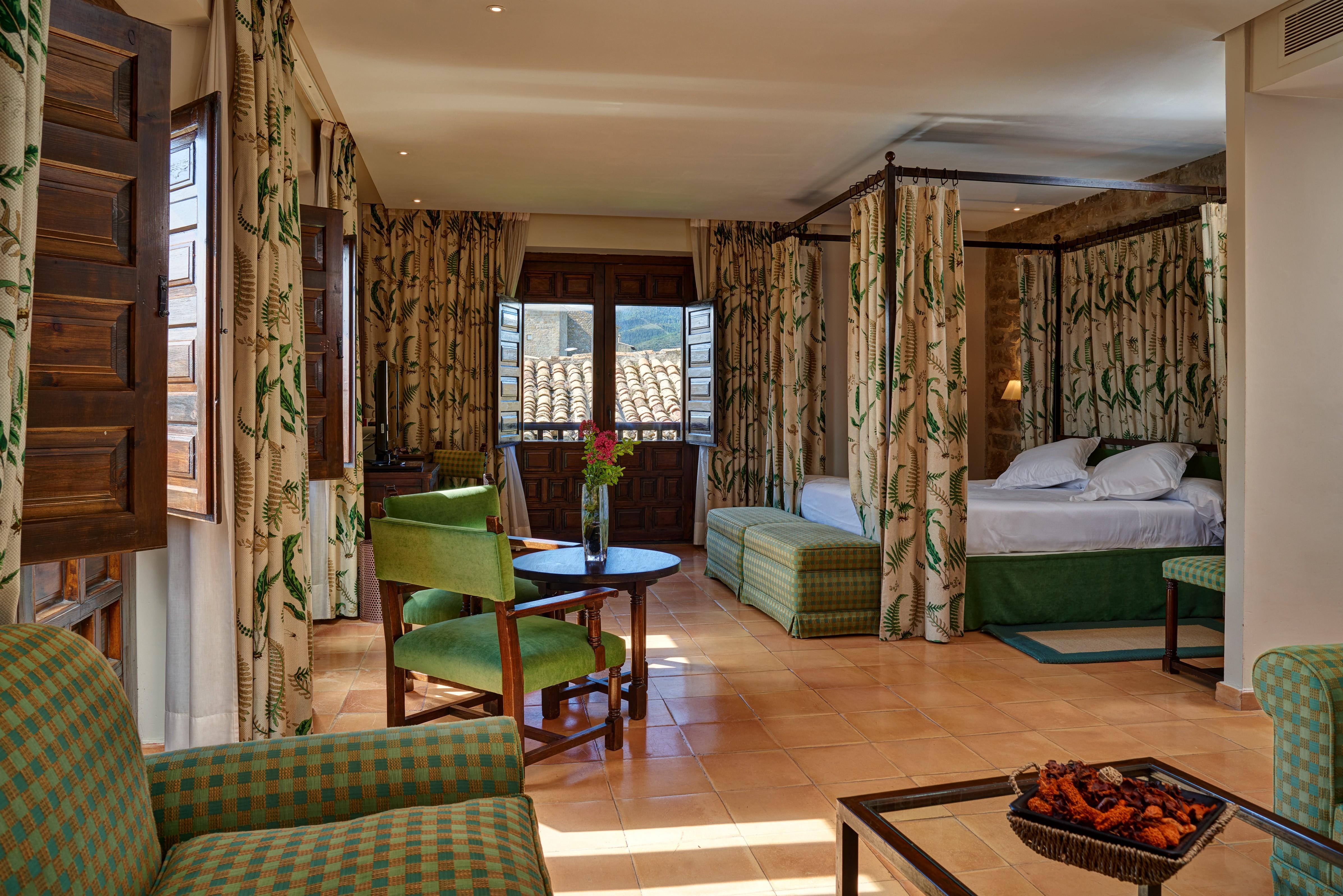 Parador De Сос-дель-Рей-Католико Экстерьер фото