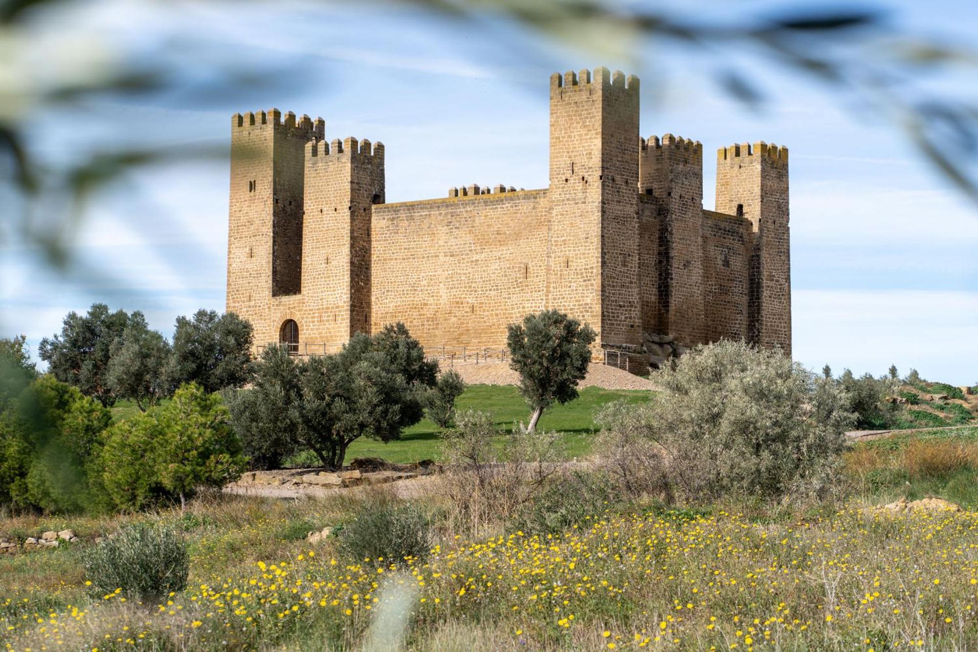 Parador De Сос-дель-Рей-Католико Экстерьер фото