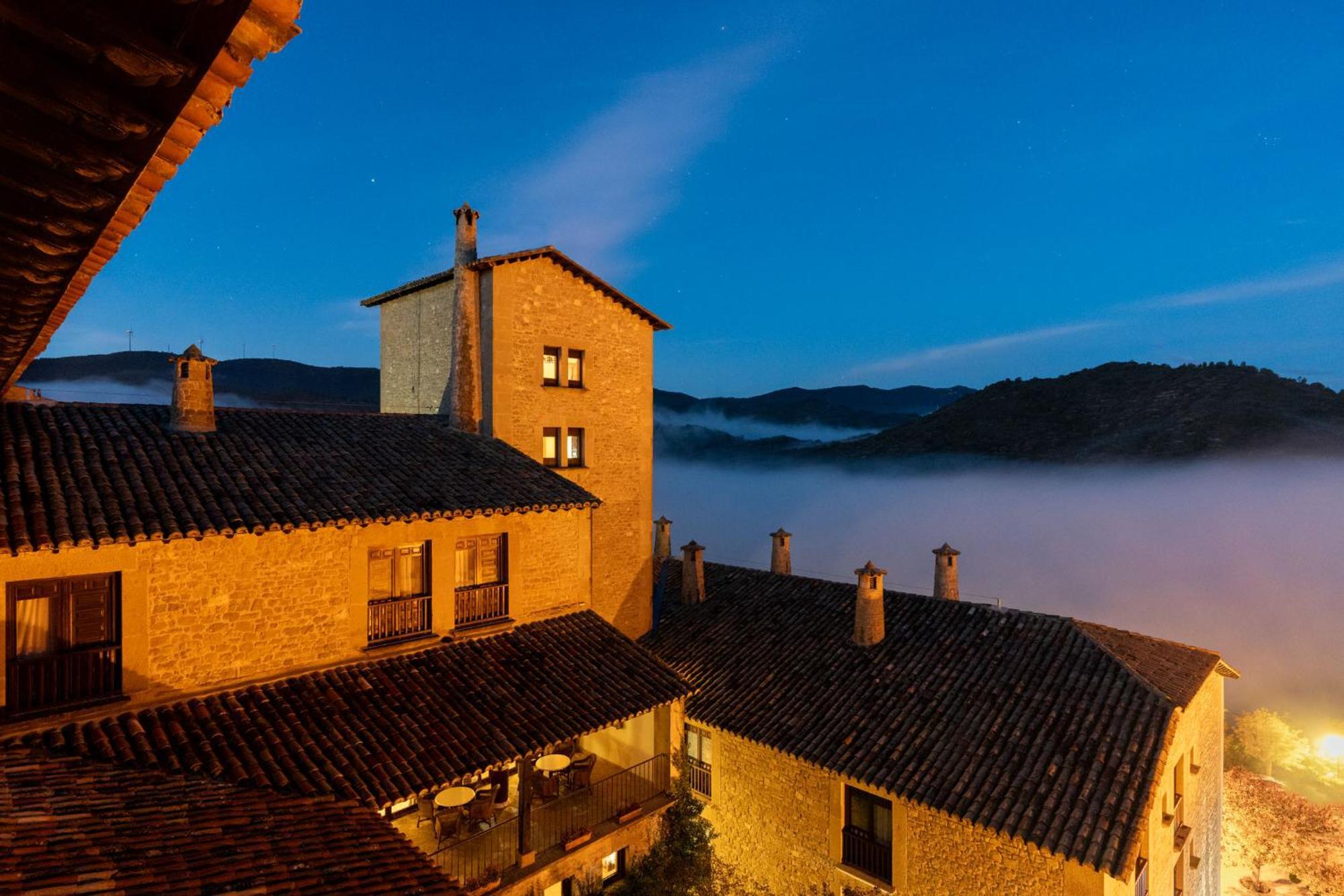 Parador De Сос-дель-Рей-Католико Экстерьер фото